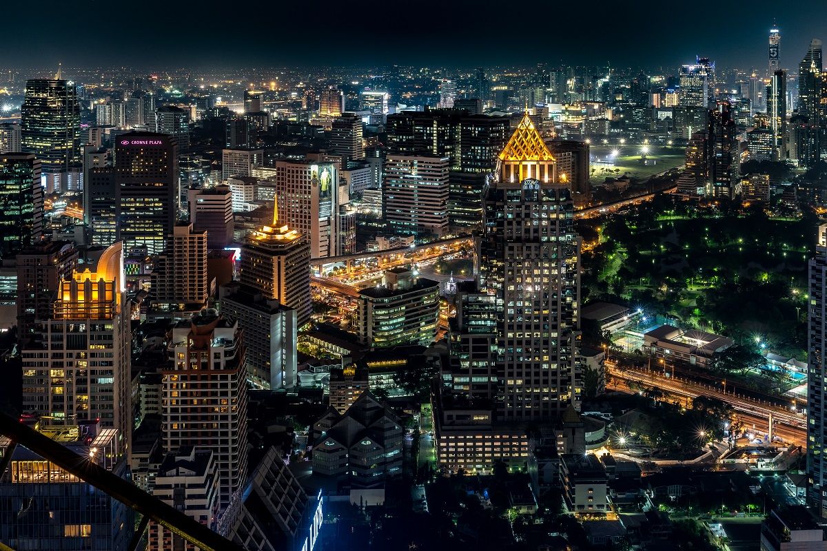 Bangkok, Thailand: Kota Eksotis dengan Kehidupan Malam Meriah