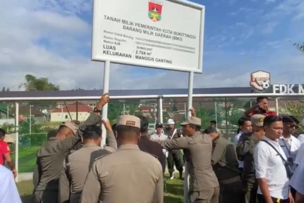 Dosen dan Mahasiswa Universitas Fort de Kock Diduga Mengalami Kekerasan Saat Kunjungan Satpol PP ke Kampus